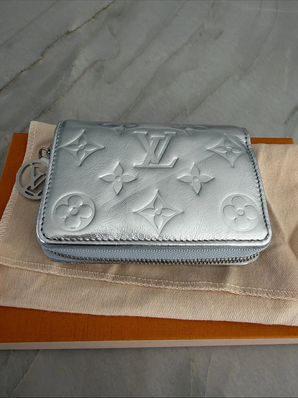 Louis Vuitton louis vuitton
